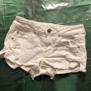 American eagle distressed shorts